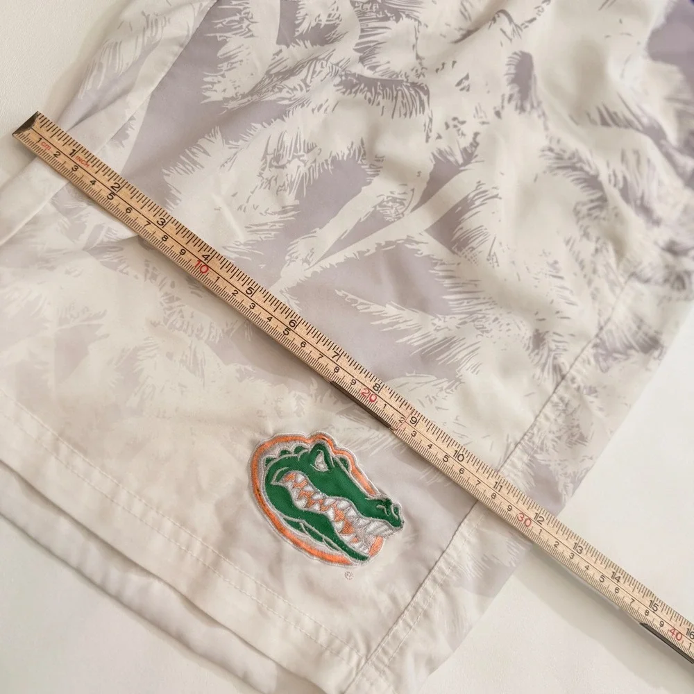 GIII Sports Florida Gators Swim Trunks Men Medium Grey White Palm Board Shorts